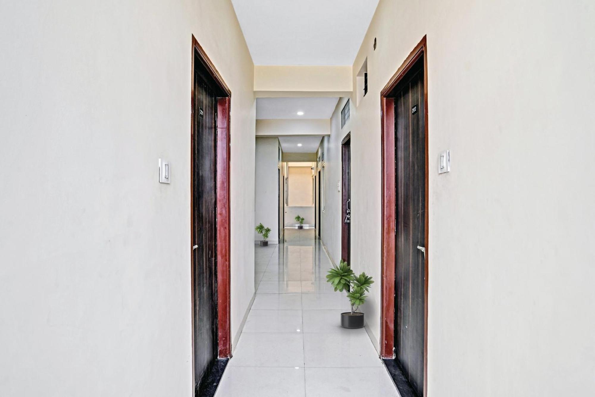 Hotel O Dream Palace Indore Ngoại thất bức ảnh
