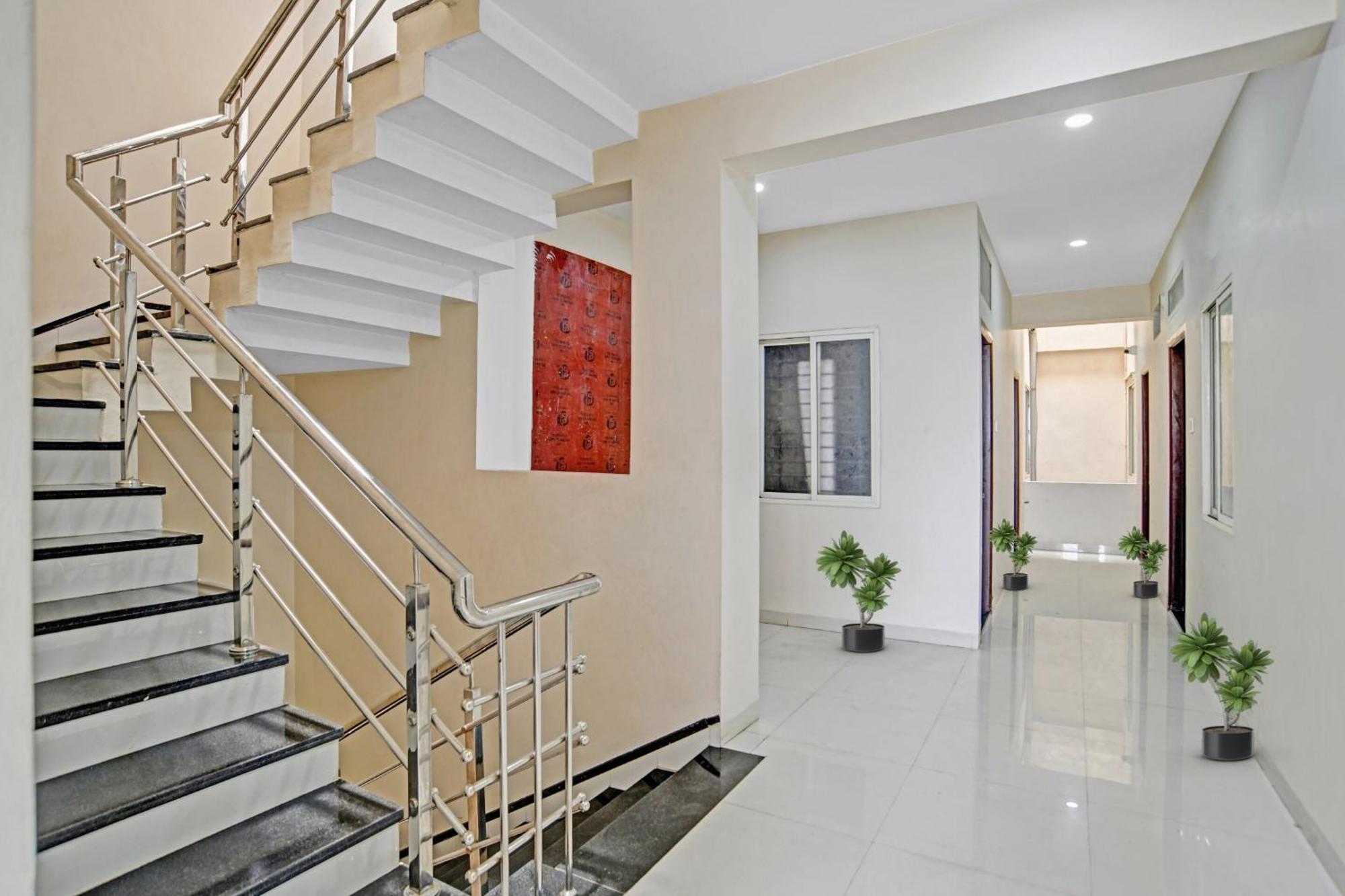 Hotel O Dream Palace Indore Ngoại thất bức ảnh